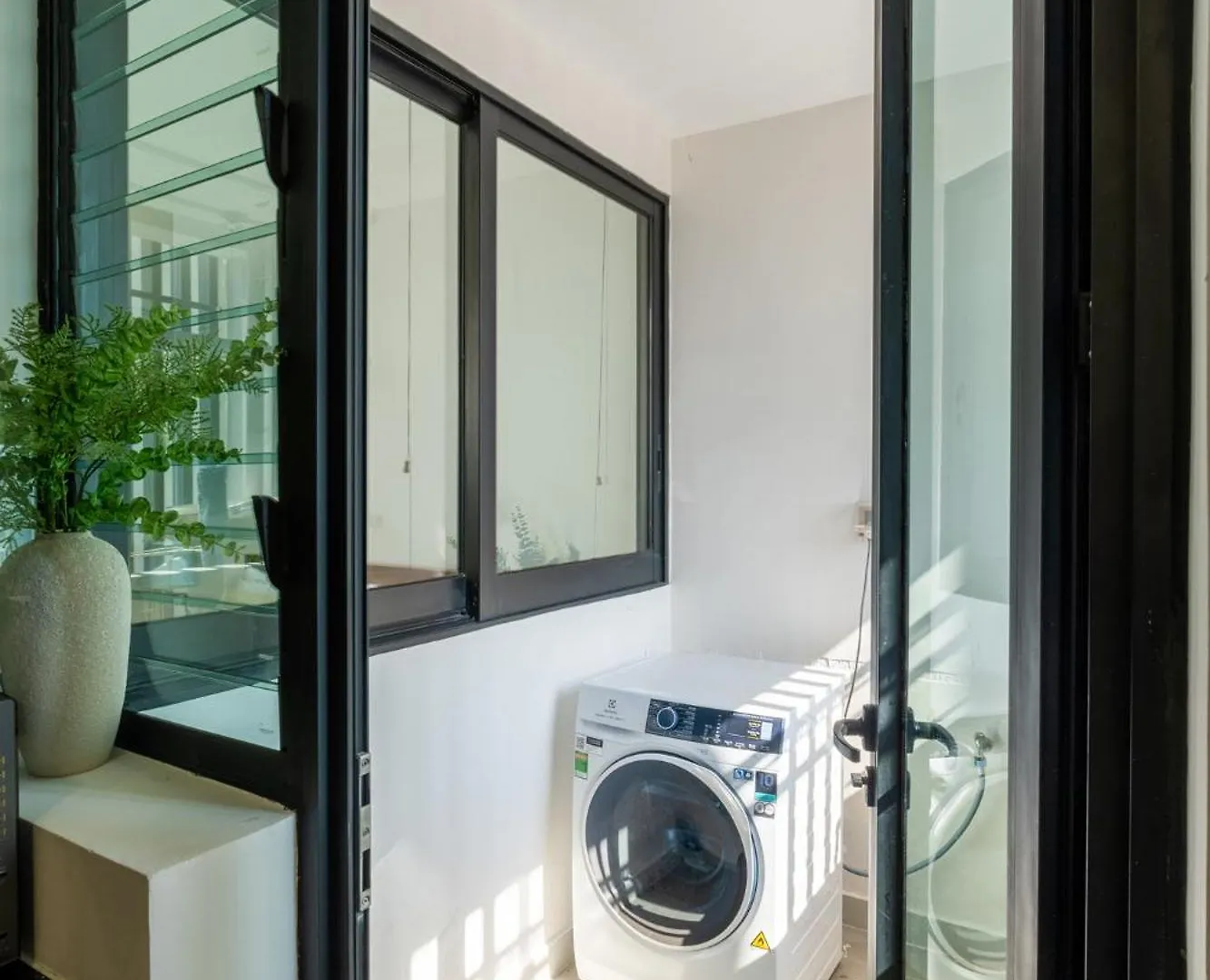 Elegant Zenity And D1Mension Condos In District 1 - Host By Thomas Ho Chi Minh City 0*,